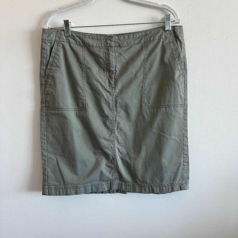 J. Jill, live in chino, skirt size 12 on tag but fits a size 10